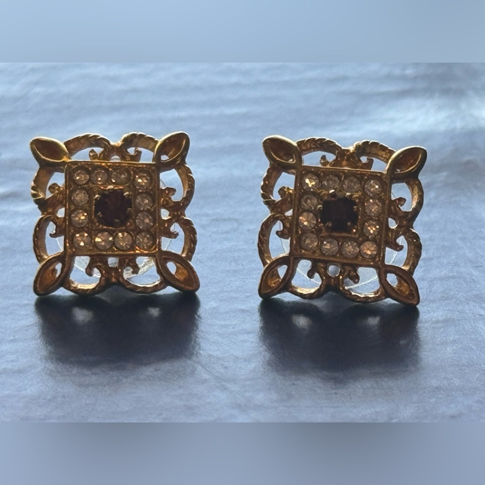 Vintage Avon earrings
